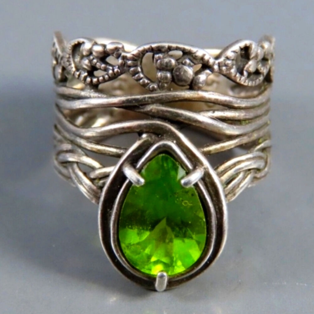PZ OR PAZ ISRAEL Sterling Silver Ring GREEN PERIDOT TEAR DROP Vine Branch Band 7